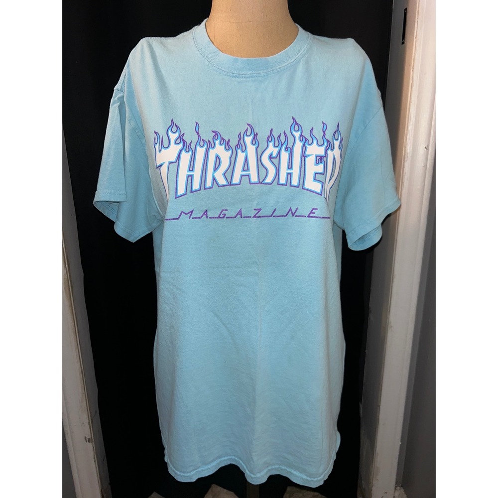 Thrasher Magazine Flame Logo T-Shirt Light Blue Purple Graphic Skate Tee Mens M
